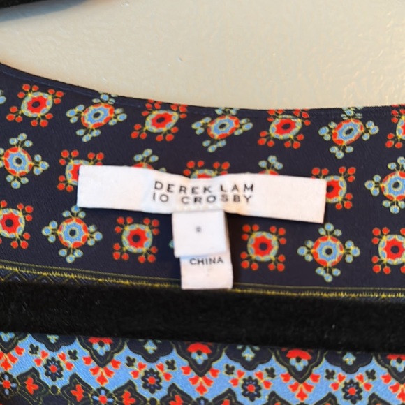DEREK LAM 10 CROSBY 100% SILK FAUX WRAP TOP BLOUSE FLORAL BOHO SIZE 0 - Picture 2 of 10
